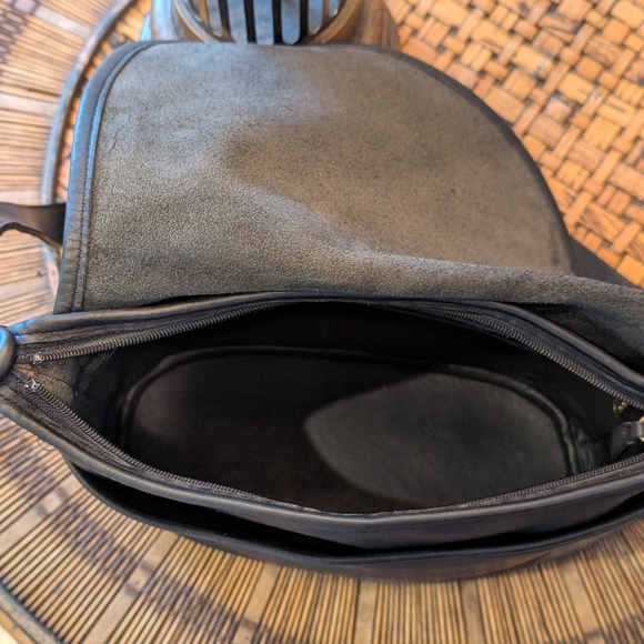 Vintage Coach Leather Bag, Fletcher Style # 4150 - Picture 8 of 11